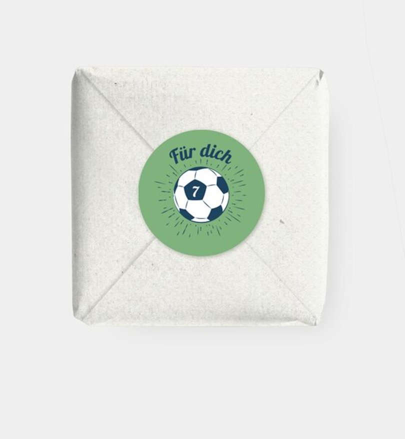 Geschenkaufkleber Kindergeburtstag Fussball