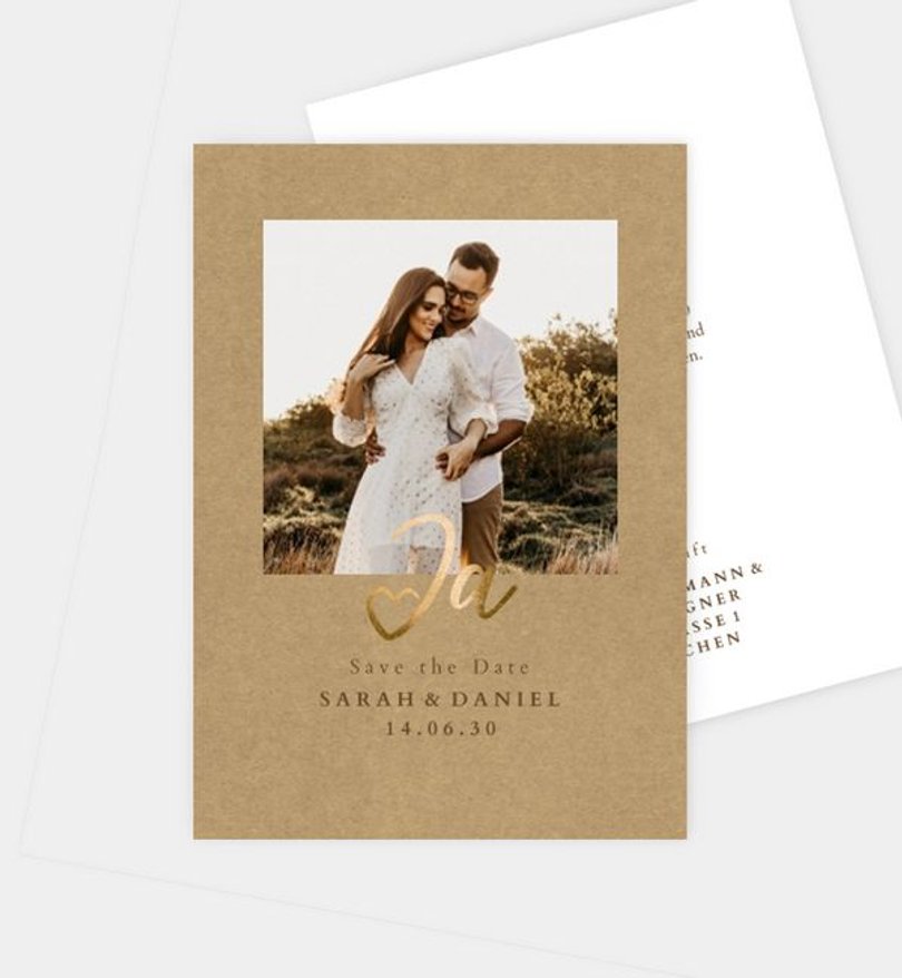Save-The-Date Karte Hochzeit Ja · Mitten ins Herz